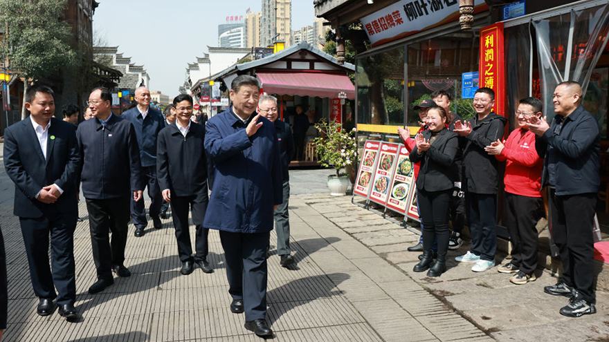 從總書記走進的這條街，感受沅江畔城市文脈